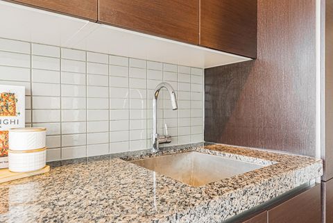 Photo 15 at 627 - 629 King Street W, Waterfront Communities C1, Toronto