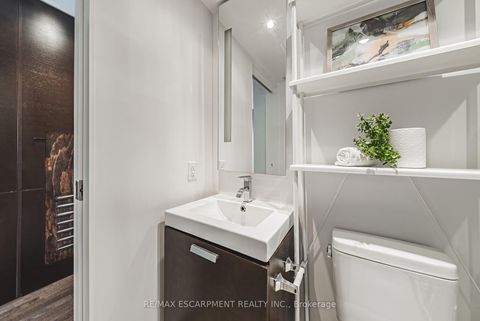 Photo 21 at 627 - 629 King Street W, Waterfront Communities C1, Toronto