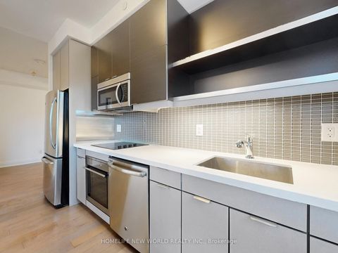 Photo 10 at 208 - 399 Spring Garden Avenue, Willowdale East, Toronto