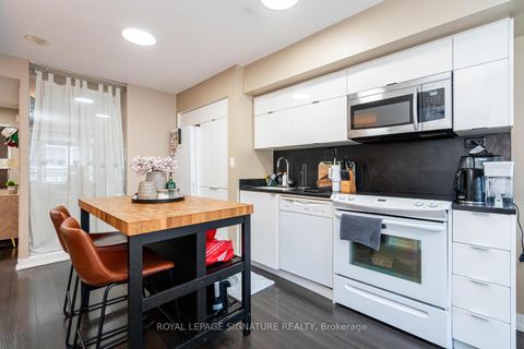Photo 12 at 610 - 151 Dan Leckie Way, Waterfront Communities C1, Toronto