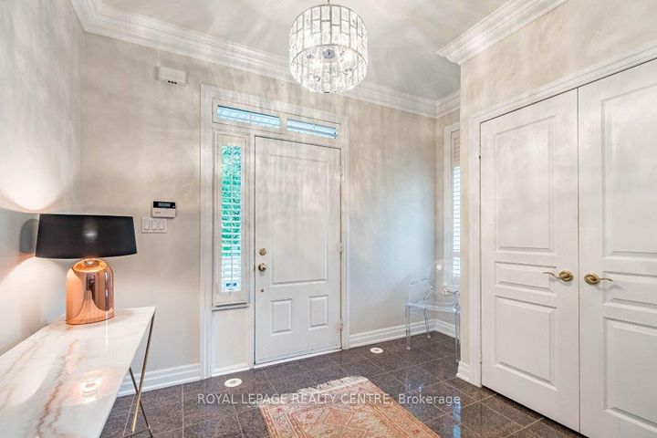 Photo 5 at 35 Compass Way, Port Credit, Mississauga