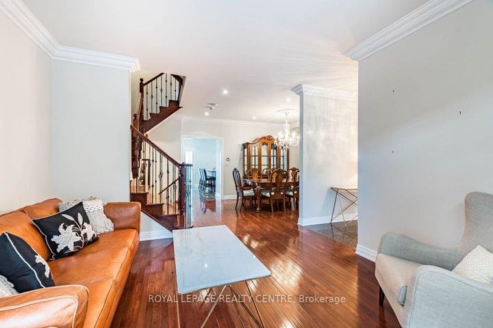 Photo 7 at 35 Compass Way, Port Credit, Mississauga