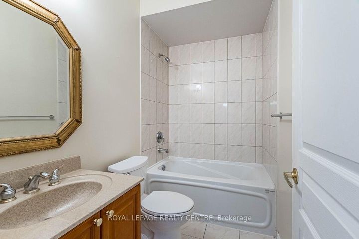 Photo 26 at 35 Compass Way, Port Credit, Mississauga