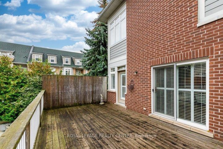 Photo 45 at 35 Compass Way, Port Credit, Mississauga