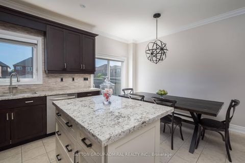 Photo 13 at 227 Canada Drive, Vellore Village, Vaughan
