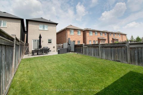 Photo 31 at 227 Canada Drive, Vellore Village, Vaughan