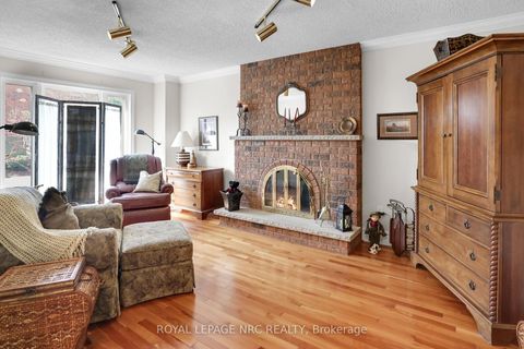 Photo 20 at 1152 Rushbrooke Drive, GA Glen Abbey, Oakville