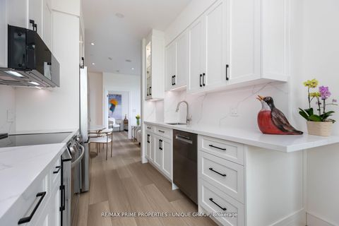 Photo 12 at 218 - 20 Bloorview Place, Don Valley Village, Toronto