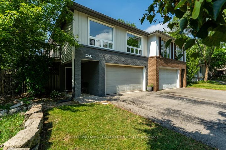 Photo 1 at 1555 Newlands Crescent, Palmer, Burlington