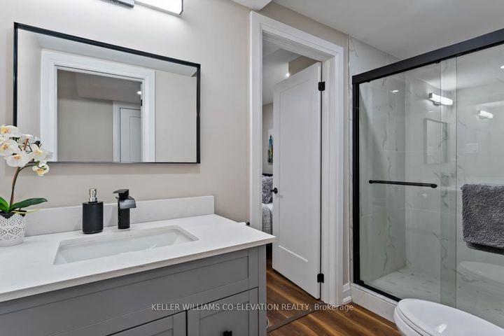 Photo 9 at 1555 Newlands Crescent, Palmer, Burlington