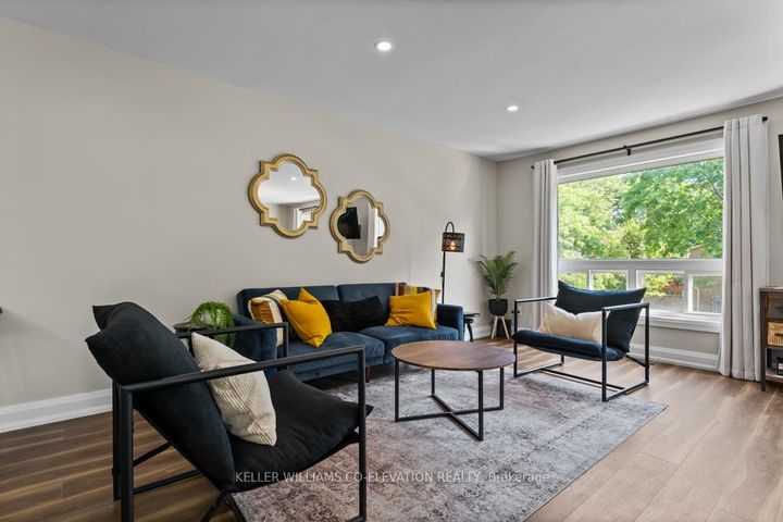 Photo 11 at 1555 Newlands Crescent, Palmer, Burlington
