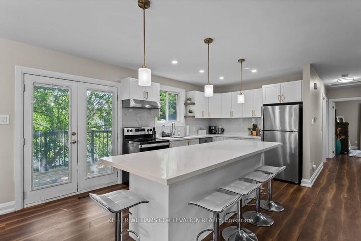 Photo 15 at 1555 Newlands Crescent, Palmer, Burlington