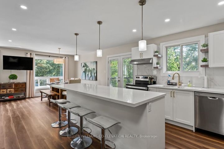 Photo 16 at 1555 Newlands Crescent, Palmer, Burlington