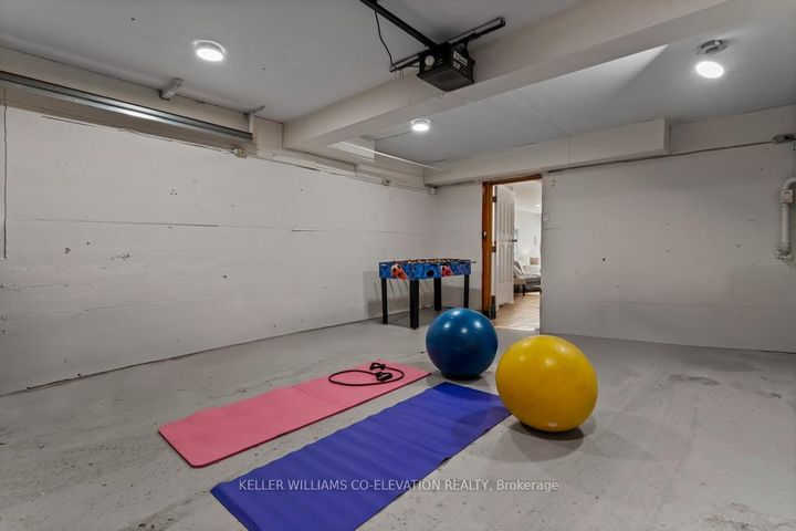 Photo 29 at 1555 Newlands Crescent, Palmer, Burlington
