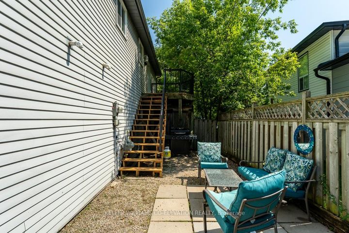 Photo 33 at 1555 Newlands Crescent, Palmer, Burlington