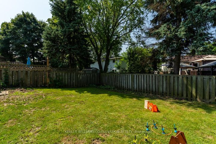 Photo 37 at 1555 Newlands Crescent, Palmer, Burlington