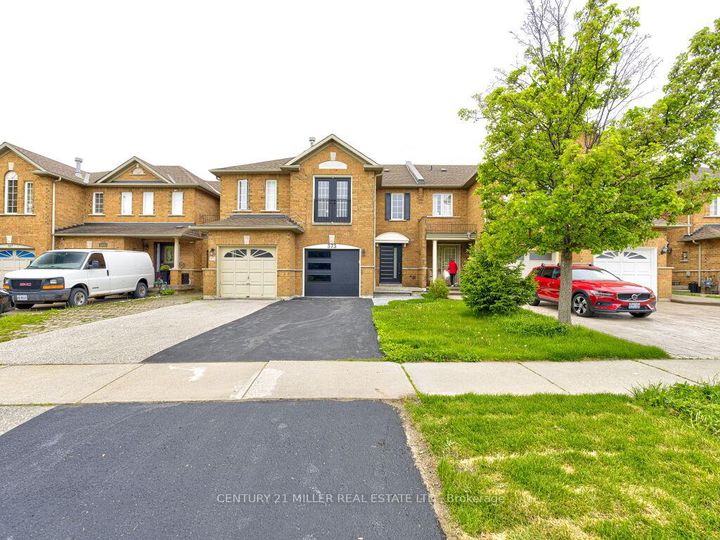 Photo 0 at 373 Ravineview Way, WC Wedgewood Creek, Oakville