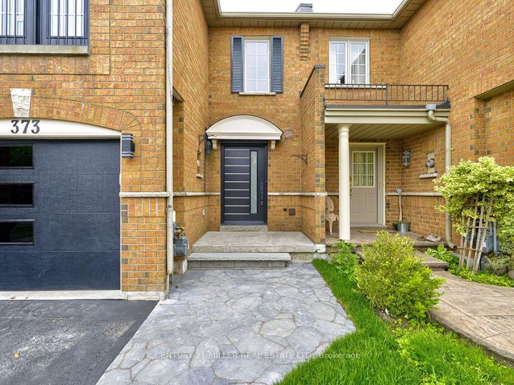 Photo 1 at 373 Ravineview Way, WC Wedgewood Creek, Oakville