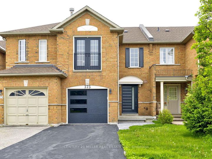 Photo 2 at 373 Ravineview Way, WC Wedgewood Creek, Oakville