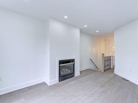 Photo 22 at 373 Ravineview Way, WC Wedgewood Creek, Oakville