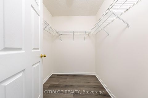 Photo 23 at 508 - 1 Emerald Lane, Yorkhill, Vaughan
