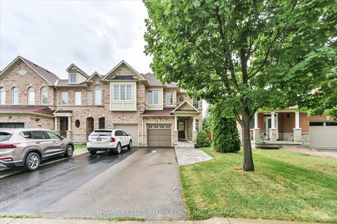 Photo 0 at 208 Cabernet Road, Patterson, Vaughan