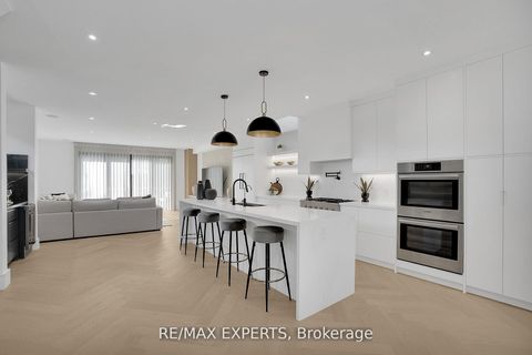 Photo 8 at 62 Hartley Avenue, Belgravia, Toronto