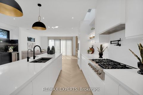 Photo 12 at 62 Hartley Avenue, Belgravia, Toronto
