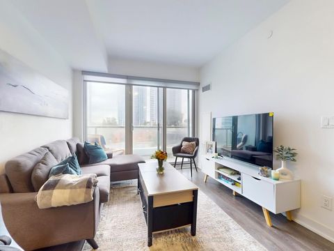 Photo 10 at 318 - 2033 Kennedy Road, Malvern West, Toronto