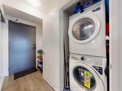 Photo 22 at 318 - 2033 Kennedy Road, Malvern West, Toronto