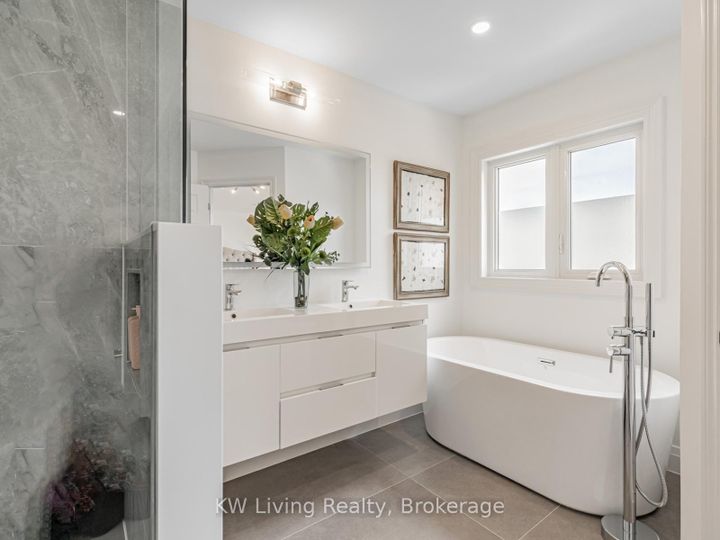 Photo 17 at 98 Leitchcroft Crescent, Commerce Valley, Markham