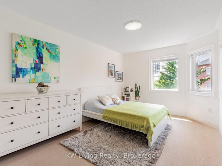 Photo 18 at 98 Leitchcroft Crescent, Commerce Valley, Markham