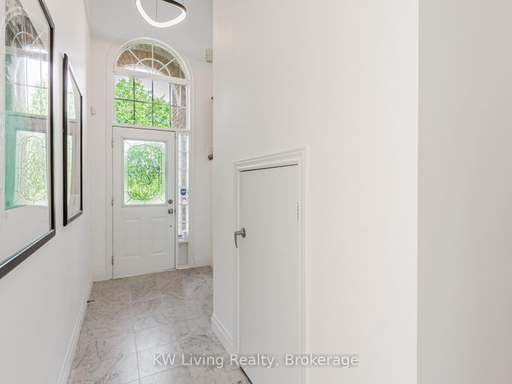 Photo 25 at 98 Leitchcroft Crescent, Commerce Valley, Markham