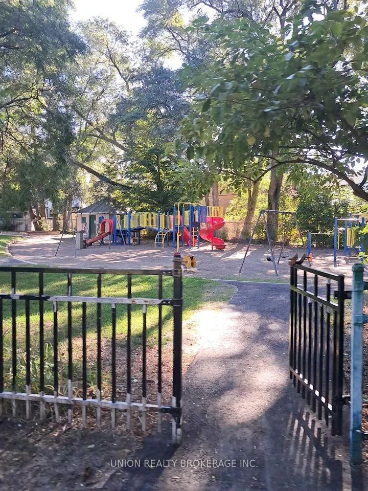 Photo 31 at 5 - 50 Battenberg Avenue, Woodbine Corridor, Toronto