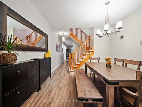 Photo 2 at 79 Watkins Glen Crescent, Bayview Wellington, Aurora