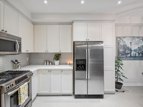 Photo 12 at 79 Watkins Glen Crescent, Bayview Wellington, Aurora