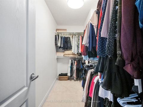 Photo 18 at 79 Watkins Glen Crescent, Bayview Wellington, Aurora