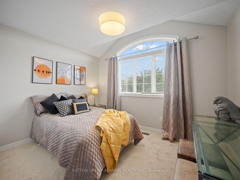Photo 23 at 79 Watkins Glen Crescent, Bayview Wellington, Aurora