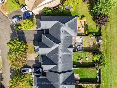 Photo 35 at 79 Watkins Glen Crescent, Bayview Wellington, Aurora