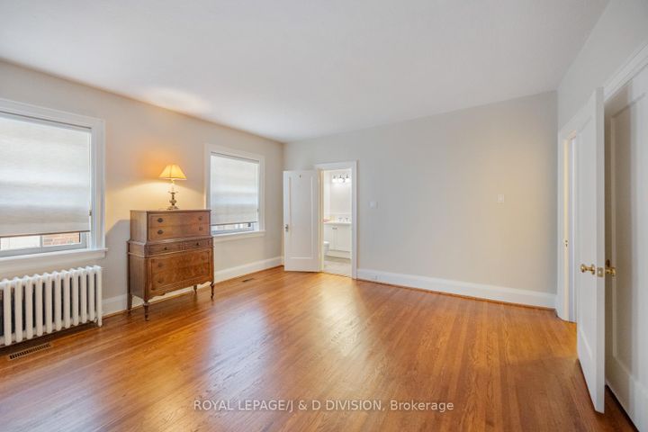 Photo 16 at 4 Highbourne Road, St. Clair, Toronto