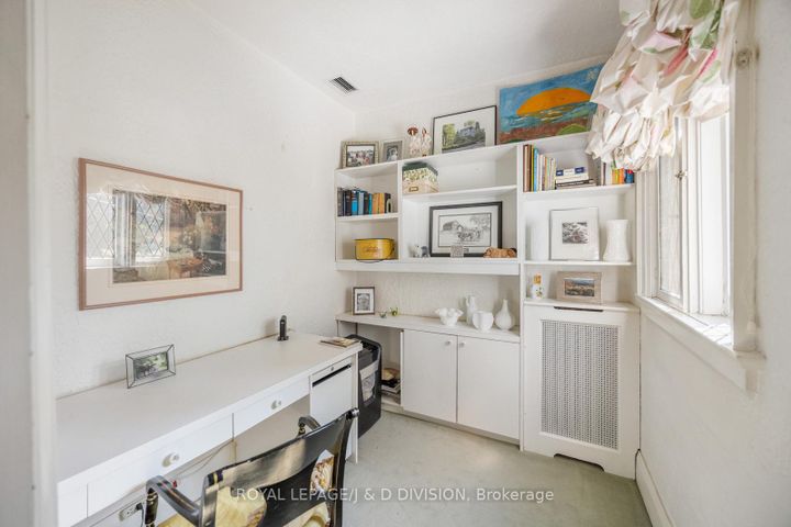 Photo 24 at 4 Highbourne Road, St. Clair, Toronto