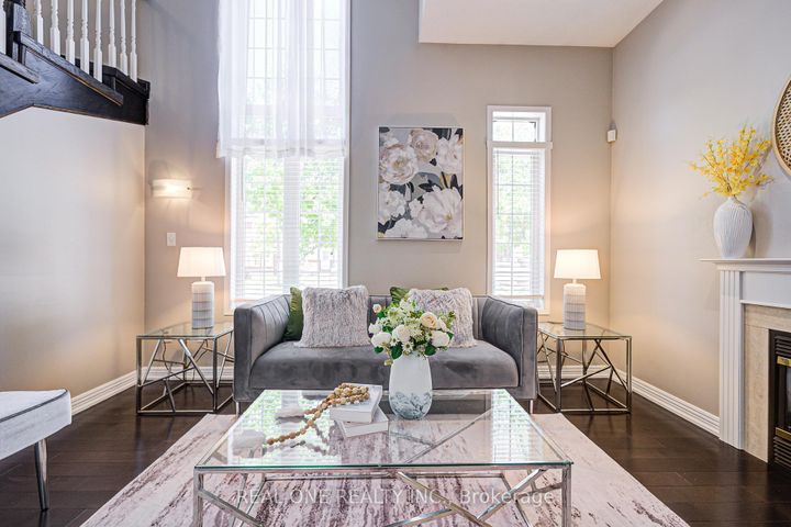 Photo 8 at 35 Ridgecrest Road, Berczy, Markham