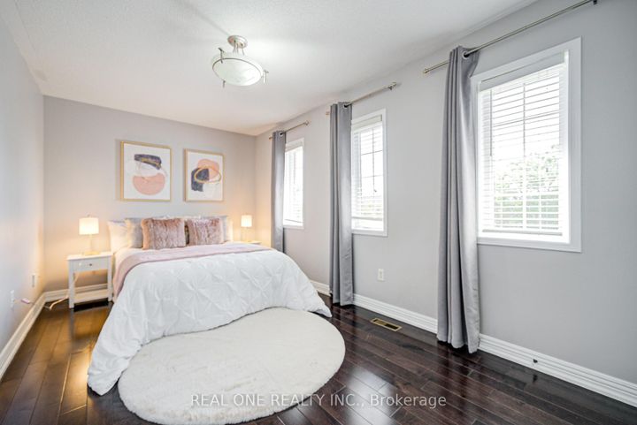 Photo 23 at 35 Ridgecrest Road, Berczy, Markham