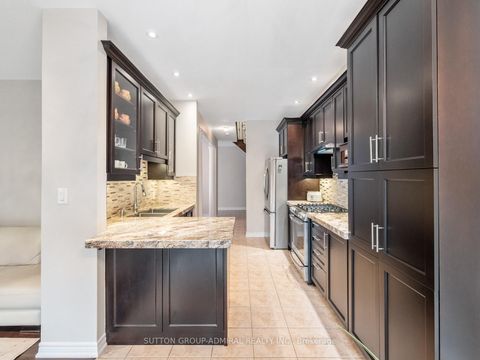 Photo 7 at 119 Warbler Avenue, Patterson, Vaughan