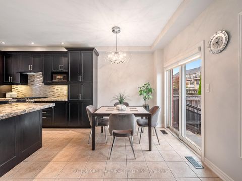 Photo 8 at 119 Warbler Avenue, Patterson, Vaughan