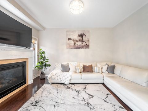 Photo 9 at 119 Warbler Avenue, Patterson, Vaughan