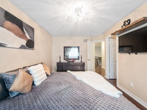 Photo 15 at 119 Warbler Avenue, Patterson, Vaughan