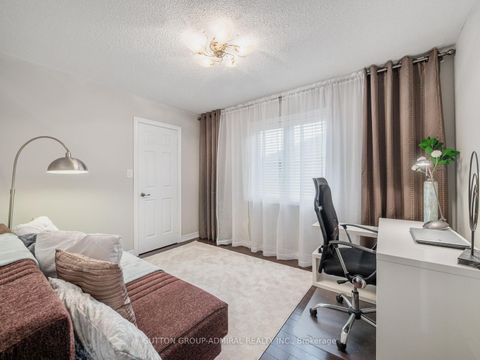 Photo 23 at 119 Warbler Avenue, Patterson, Vaughan