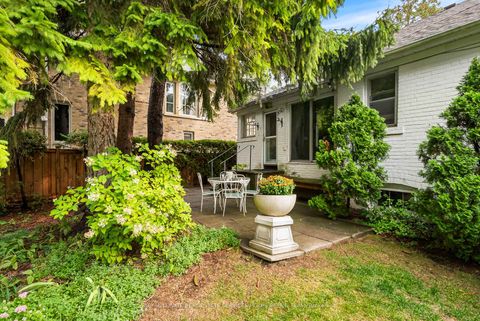 Photo 9 at 50 Plymbridge Road, York Mills, Toronto