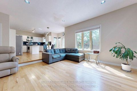 Photo 9 at 63 Baynards Lane, Mill Pond, Richmond Hill